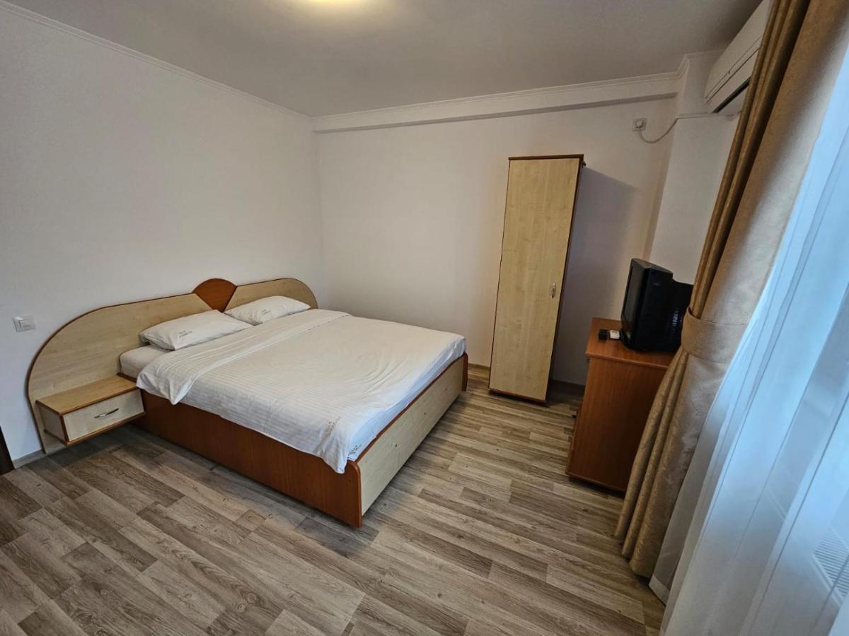 Casa Soarelui Hotel Două Mai Kültér fotó