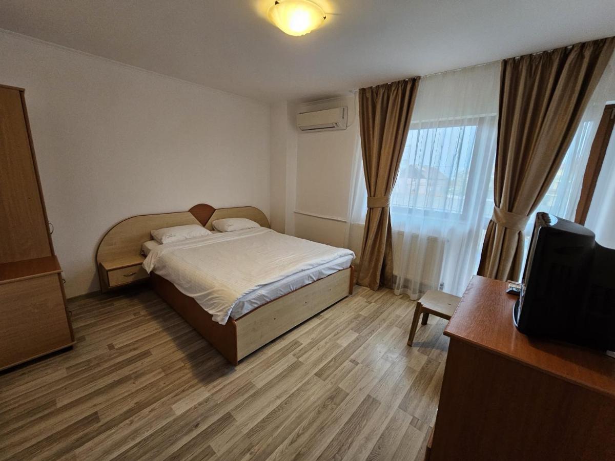 Casa Soarelui Hotel Două Mai Kültér fotó