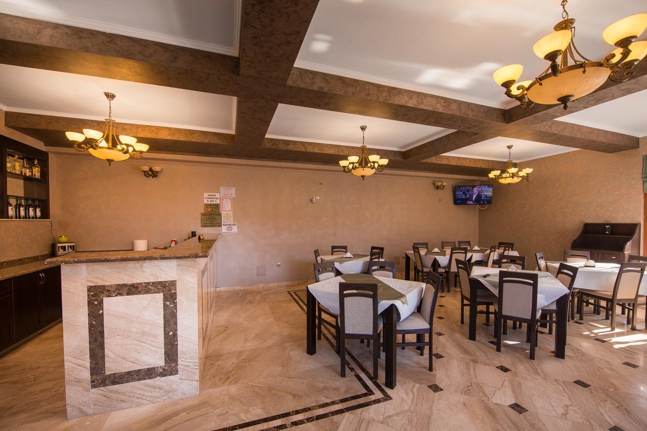 Casa Soarelui Hotel Două Mai Kültér fotó